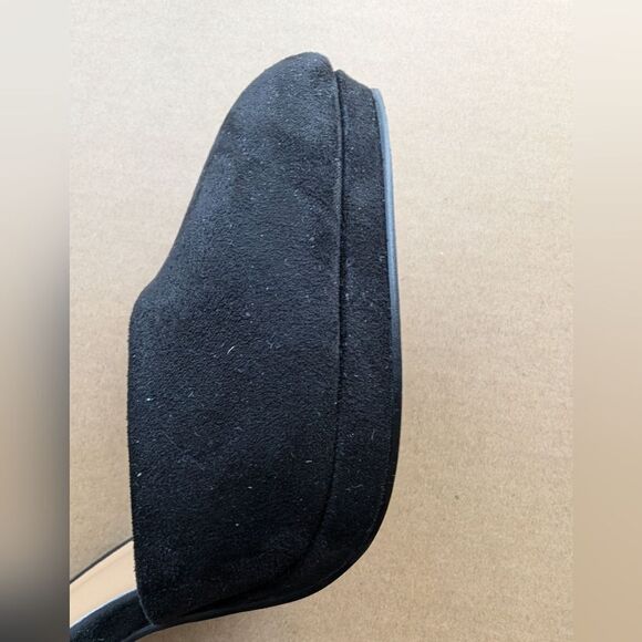 Le Chateau NWT black suede closed toe ankle strap stiletto 4" size 7 - Picture 12 of 14